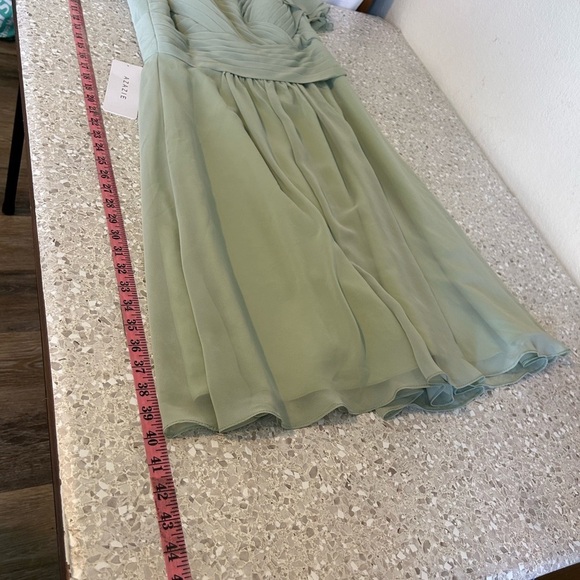 NWT AZAZIE HADLEY
A-Line Pleated Chiffon Knee-Length Dress Dusty Sage A10 - Picture 8 of 9